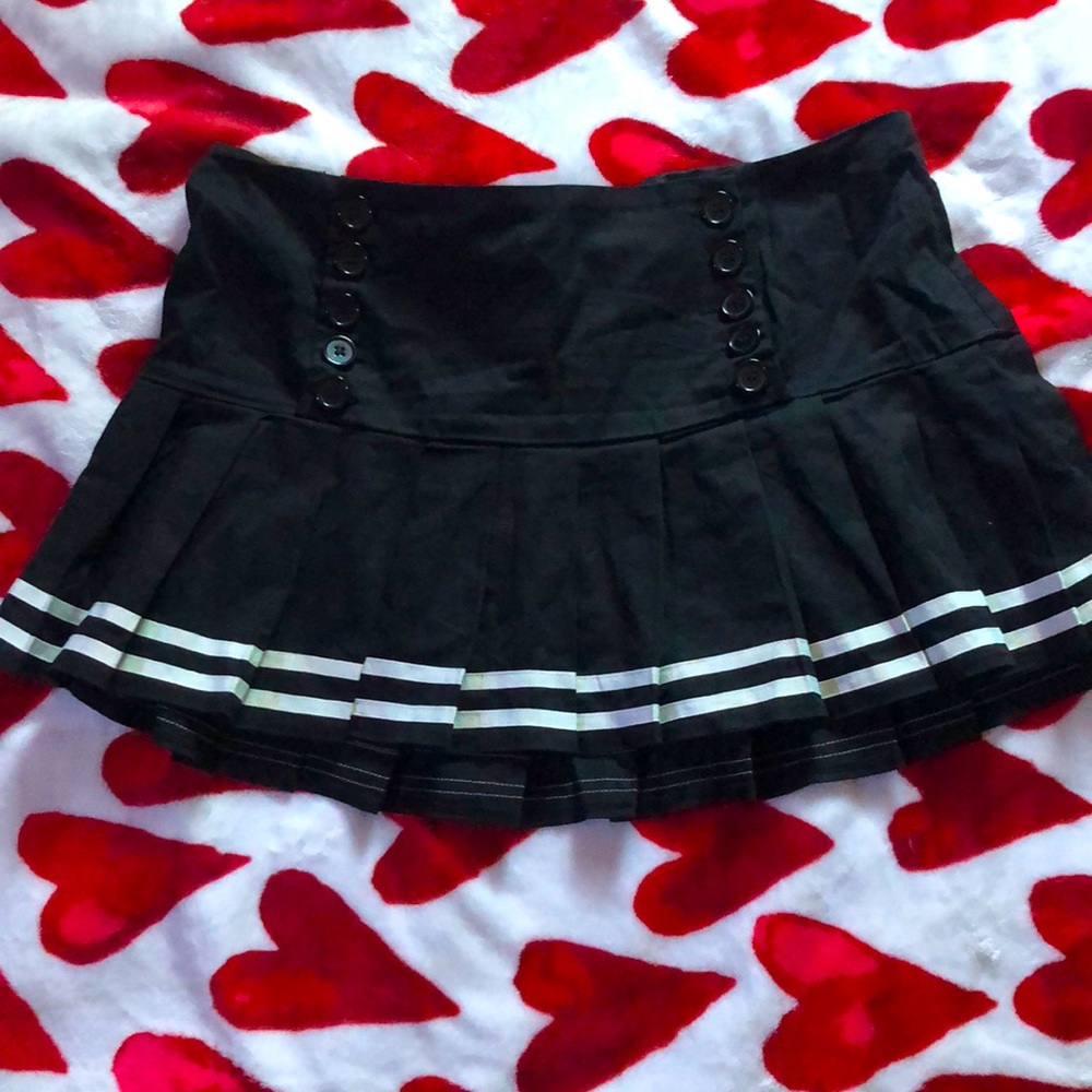 Pleated mini skirt 🖤🖤